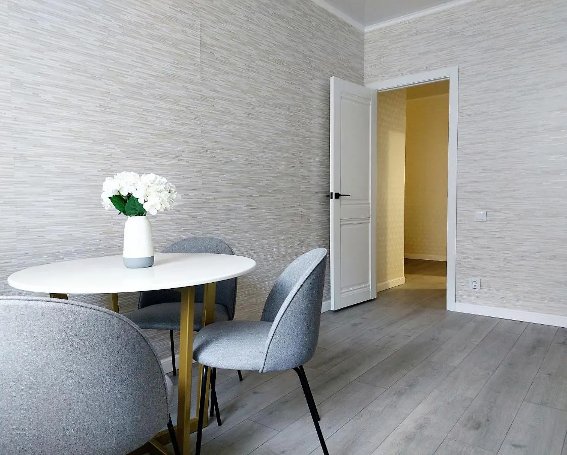 Apartament Просторная 1-Комнатная Квартира В Центре Столицы