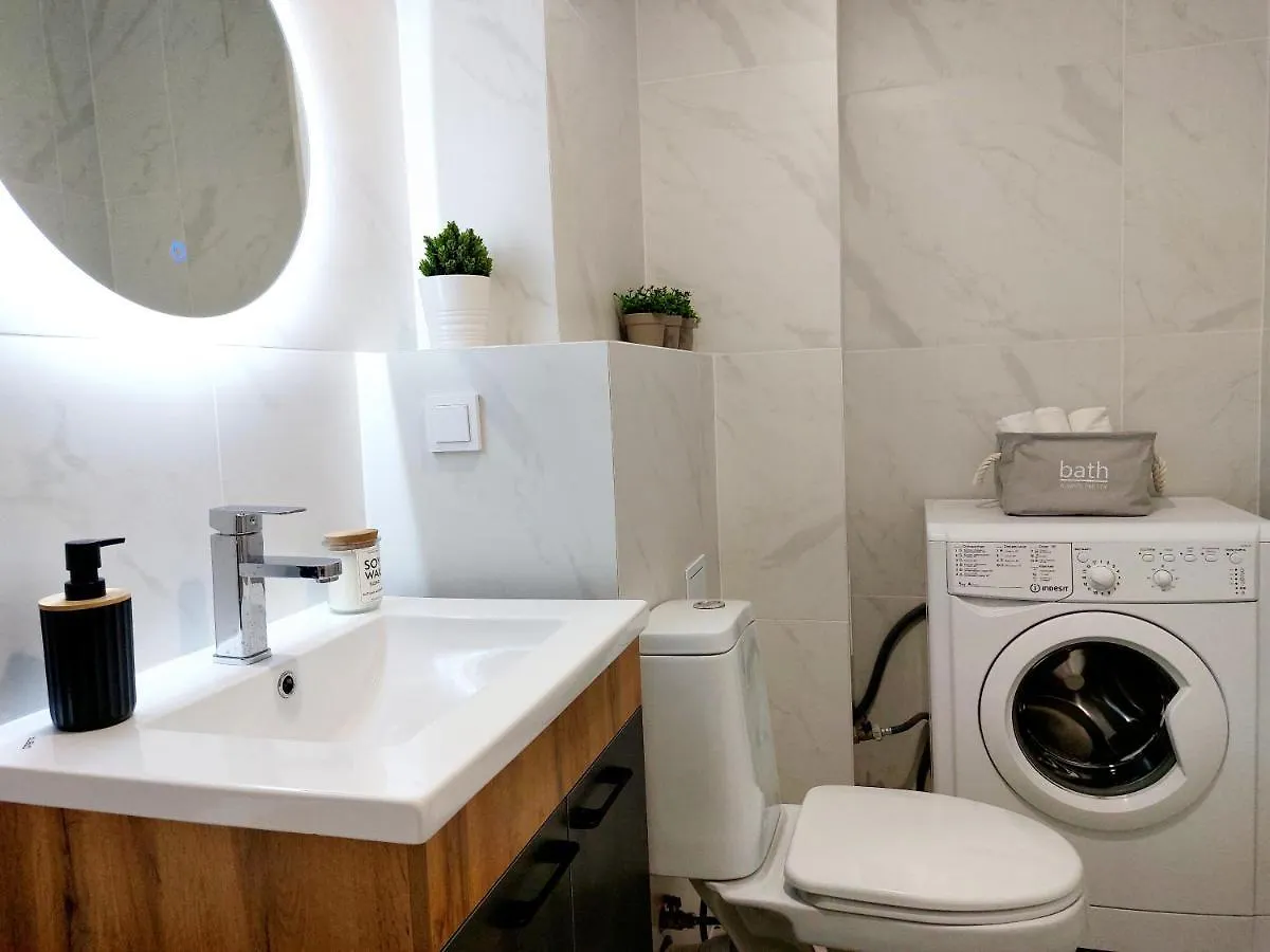 Просторная 1-Комнатная Квартира В Центре Столицы Apartament Astana